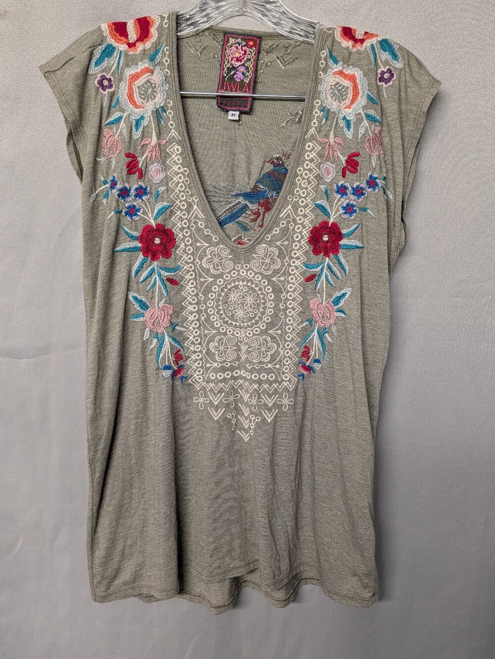 Johnny Was Gray Embroidered V-Neck Top with Multicolor Floral Detail Size Medium